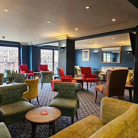 The Queens & Victoria Cloisters فندق يورك