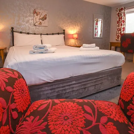 The Queens & Victoria Cloisters فندق يورك