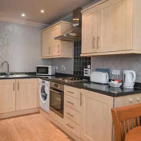 The Queens & Victoria Cloisters 3*