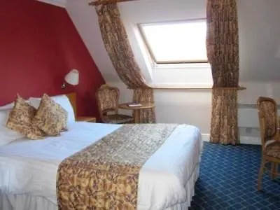 Hotel The Queens