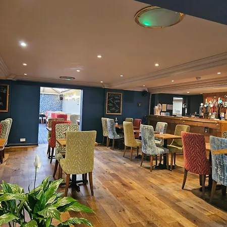 The Queens Hotel