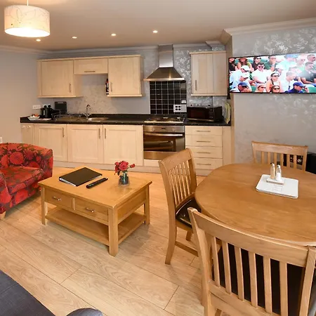 The Queens & Victoria Cloisters 3* York