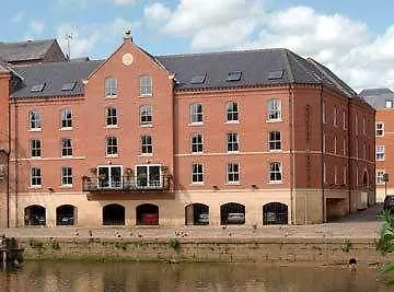 Hotel The Queens York