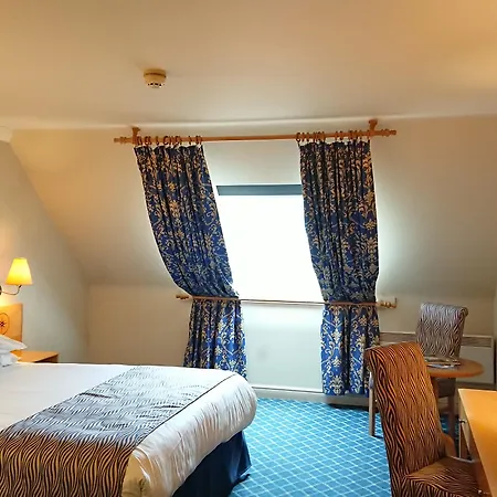 Hotel The Queens
