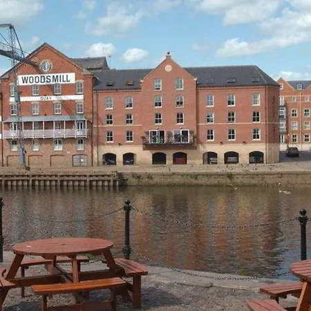 The Queens & Victoria Cloisters Hotel York