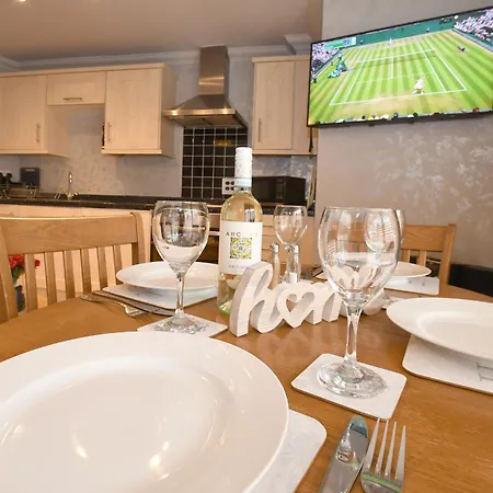 The Queens & Victoria Cloisters Hotel York