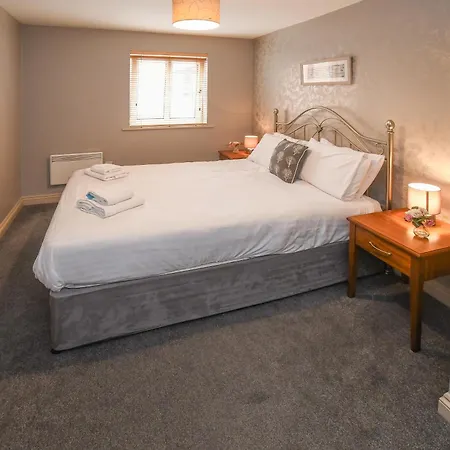 The Queens & Victoria Cloisters Hotel York