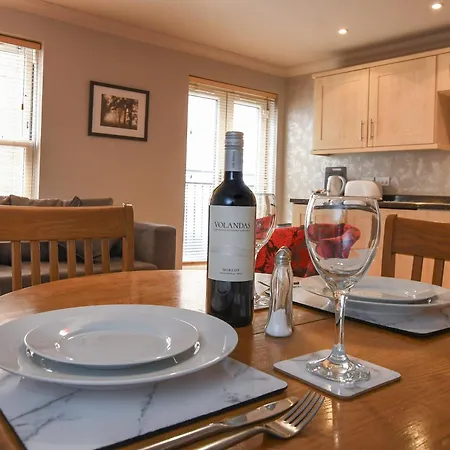 The Queens & Victoria Cloisters 酒店