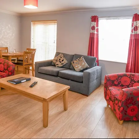 The Queens & Victoria Cloisters Hotel 3*