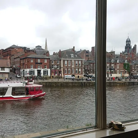 The Queens & Victoria Cloisters Hotel York