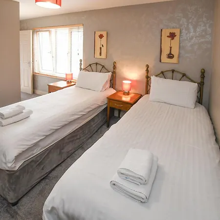 The Queens & Victoria Cloisters Hotel York