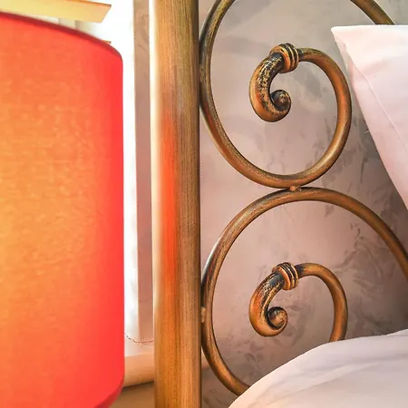 The Queens & Victoria Cloisters Hotel York