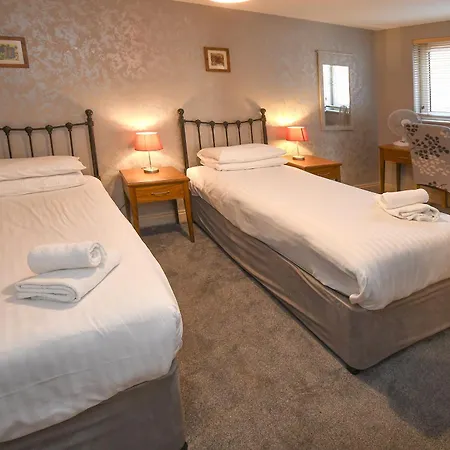 The Queens & Victoria Cloisters Hotel